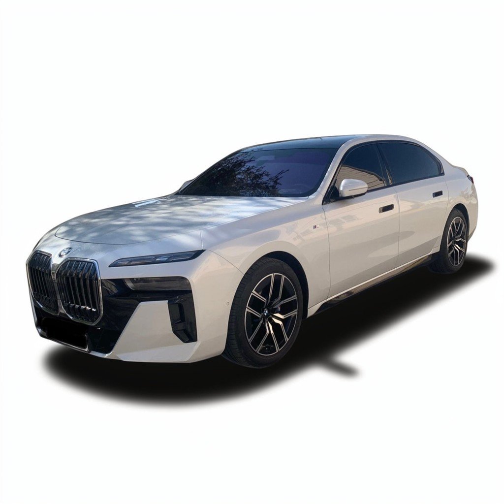 BMW 735LI 2023 — صورة الموديل